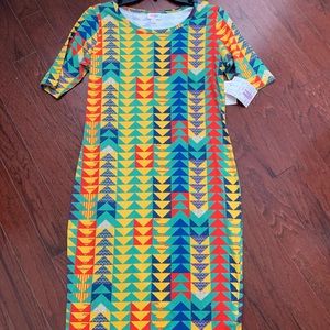 LuLaRoe Julia NWT!!